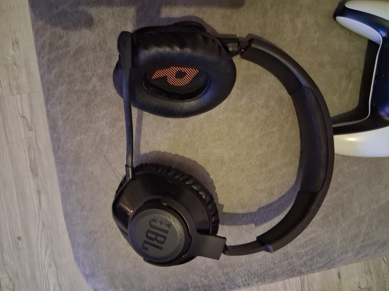 Playstation 5 digital version + JBL Gaming headset