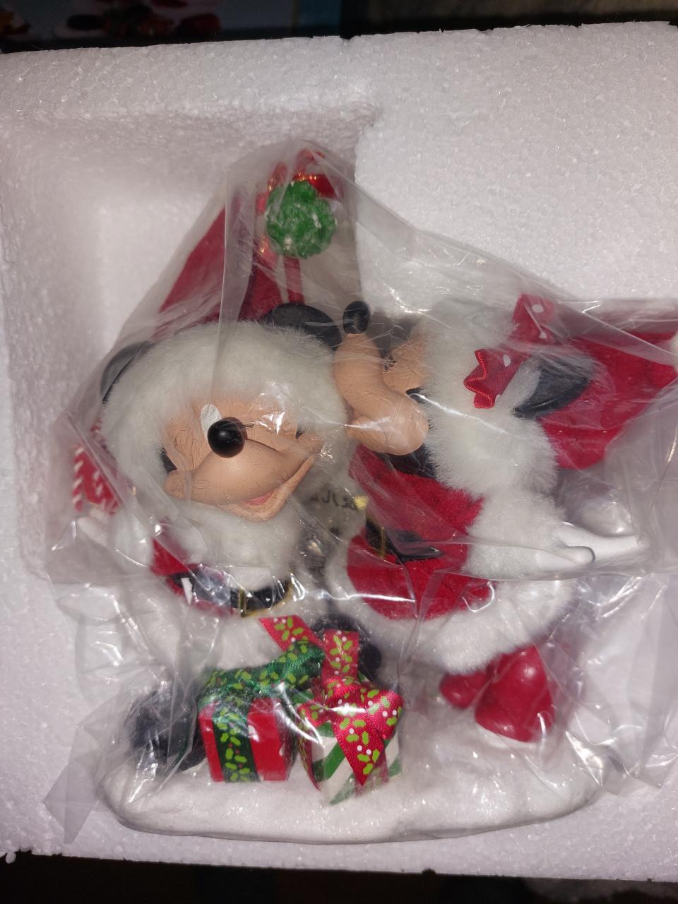Disney Mickey en Minnie retired kerstbeeldje