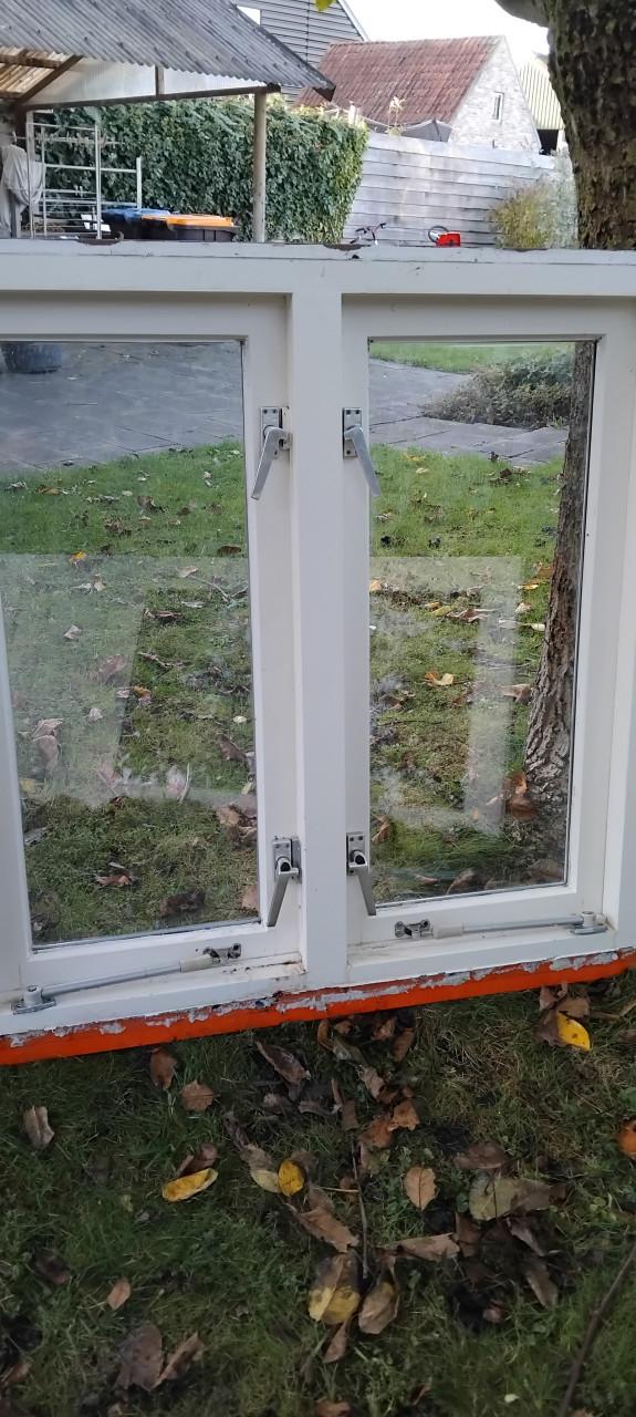 Te koop binnen deuren