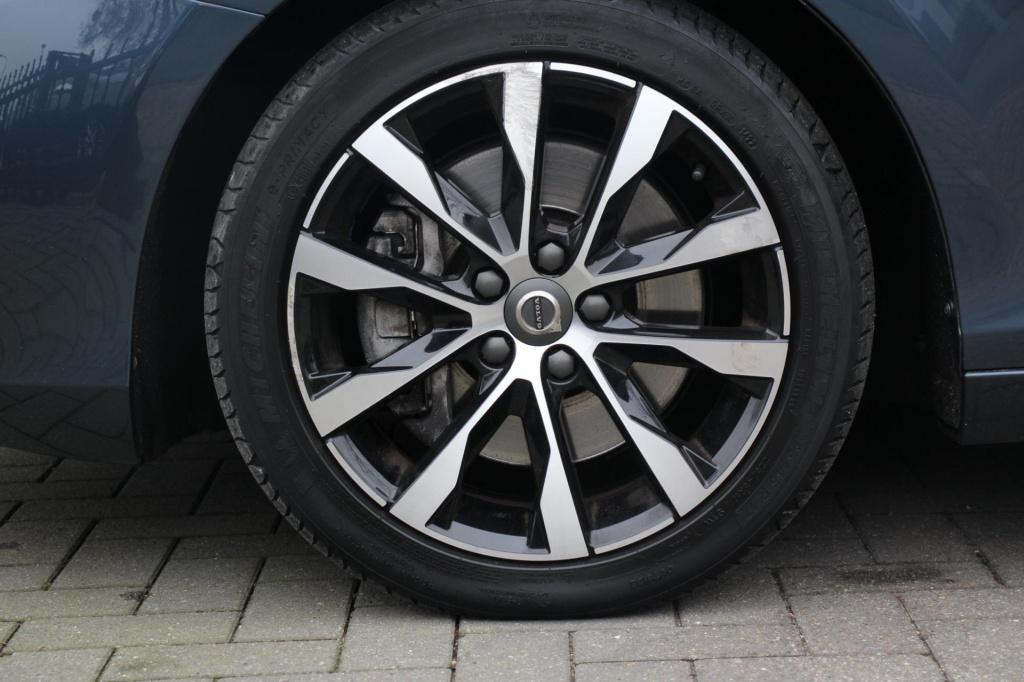 Volvo V40 1.5 t2 signature edition - leder - automaat - panoramadak - camer