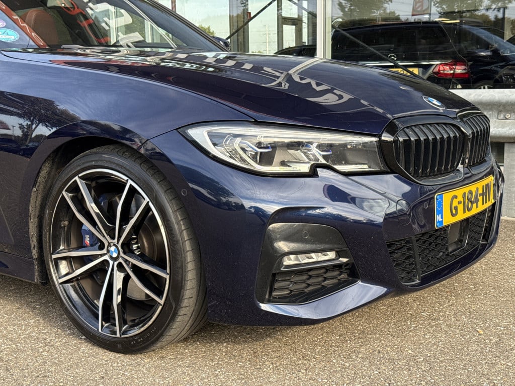 BMW 3-serie touring 330i high executive edition m-sport | nl-auto | 1e eig 