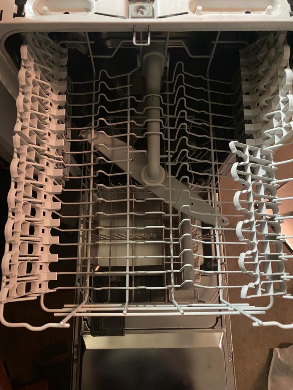 Zanussi inbouw vaatwasser, 45 breed 83,5 hoog 57 diep