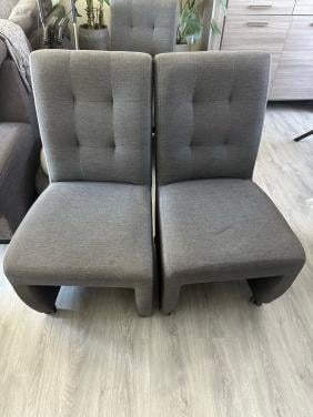 GRATIS 4 stoelen