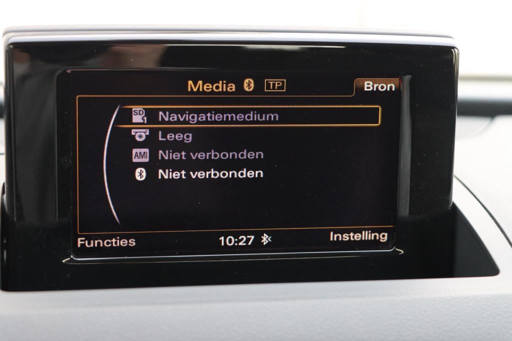 Audi Q3 1.4 tfsi pro line | navi | sensoren | cruise control