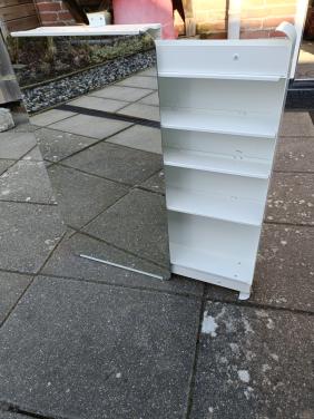 Zwaar spiegelkast met uitschuifbaar