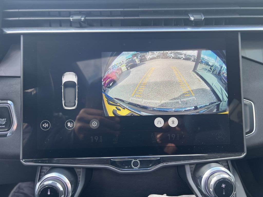 Lynk & Co 01 1.5td 142pk hev , panodak , navigatie , car play