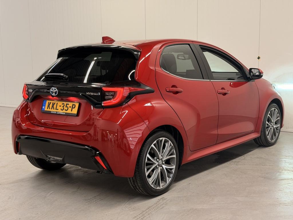 Toyota Yaris 1.5 hybrid executive| jbl| hud| ada.cruise| stoel+stuur.verw