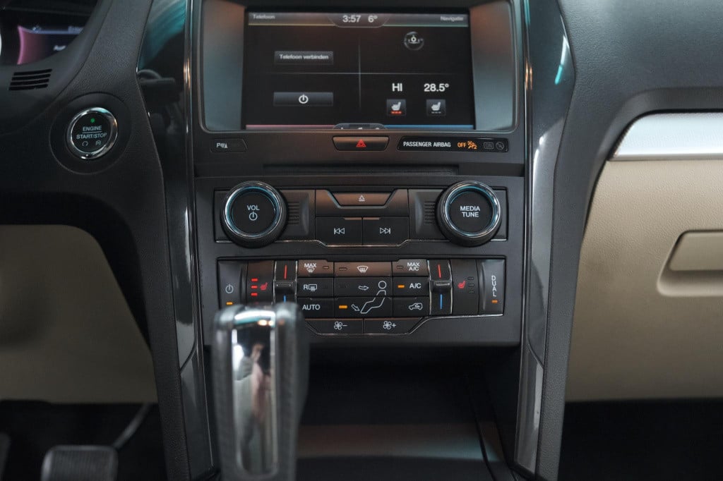 Ford Explorer xlt 2.3 ecoboost | 7 zitplaatsen | camera | dodehoekdetectie 
