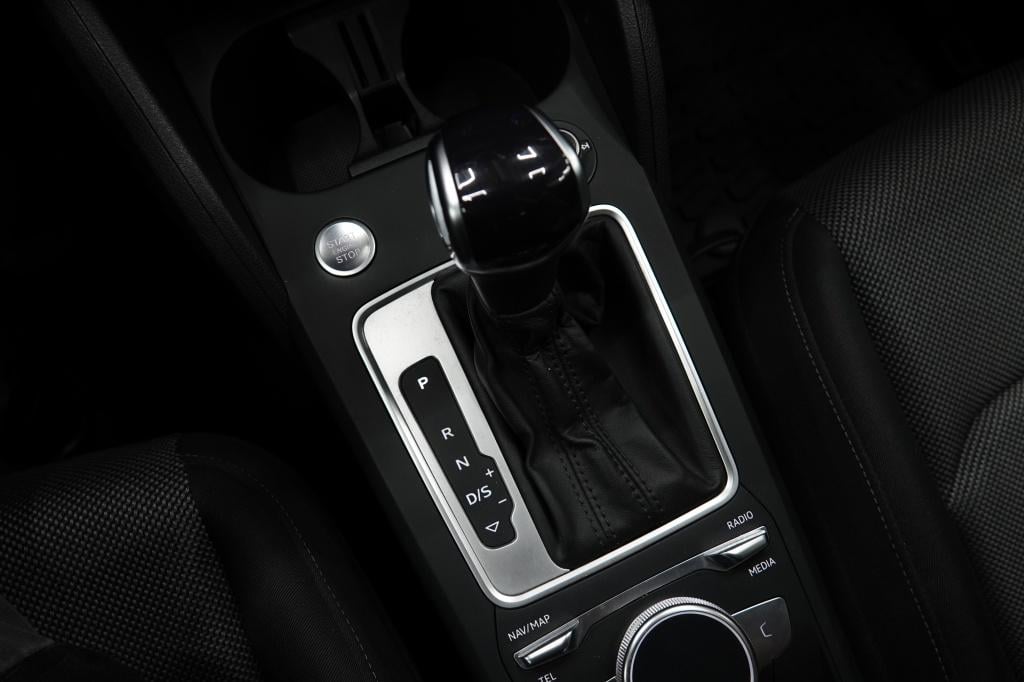 Audi Q2 35 tfsi | camera | pdc | keyless | led |