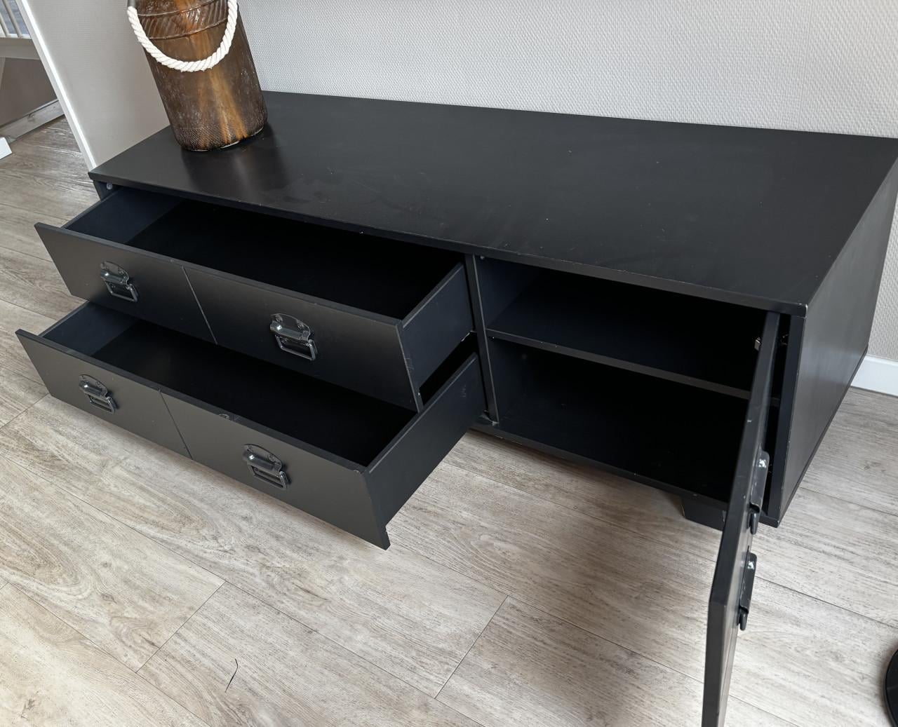 Tv kast