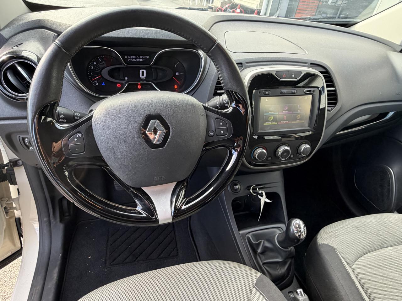 Renault Captur 0.9 Tce Bouwjaar 2016 NAP AIRCO ! ! !