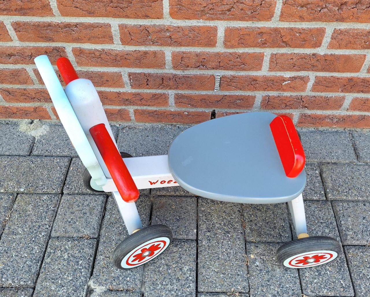 Vierwieler / loopfiets Woezel en Pip