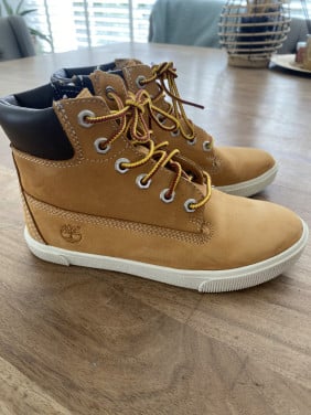 Timberland boots maat 32.