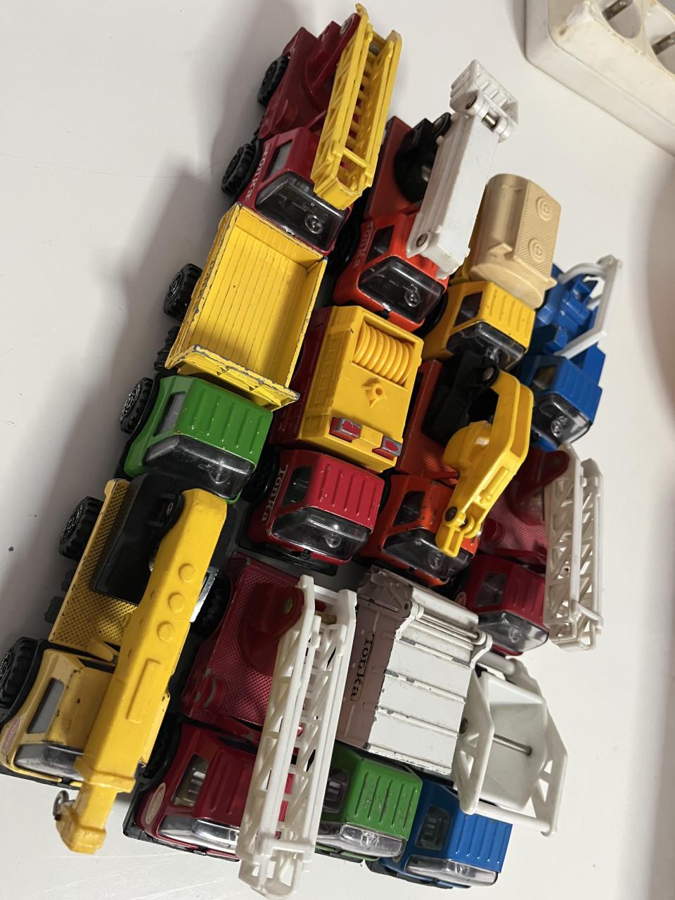Tonka autos