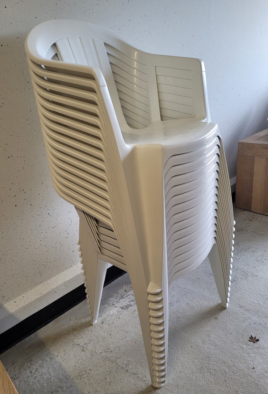 Stapelstoelen met kussens, 15 stuks