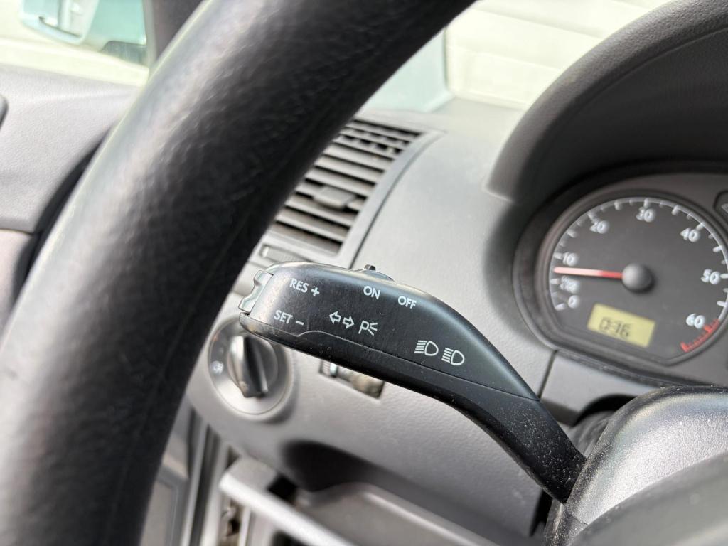 Volkswagen Polo 1.4-16v comfortline/jaar apk/airco/cruise control/