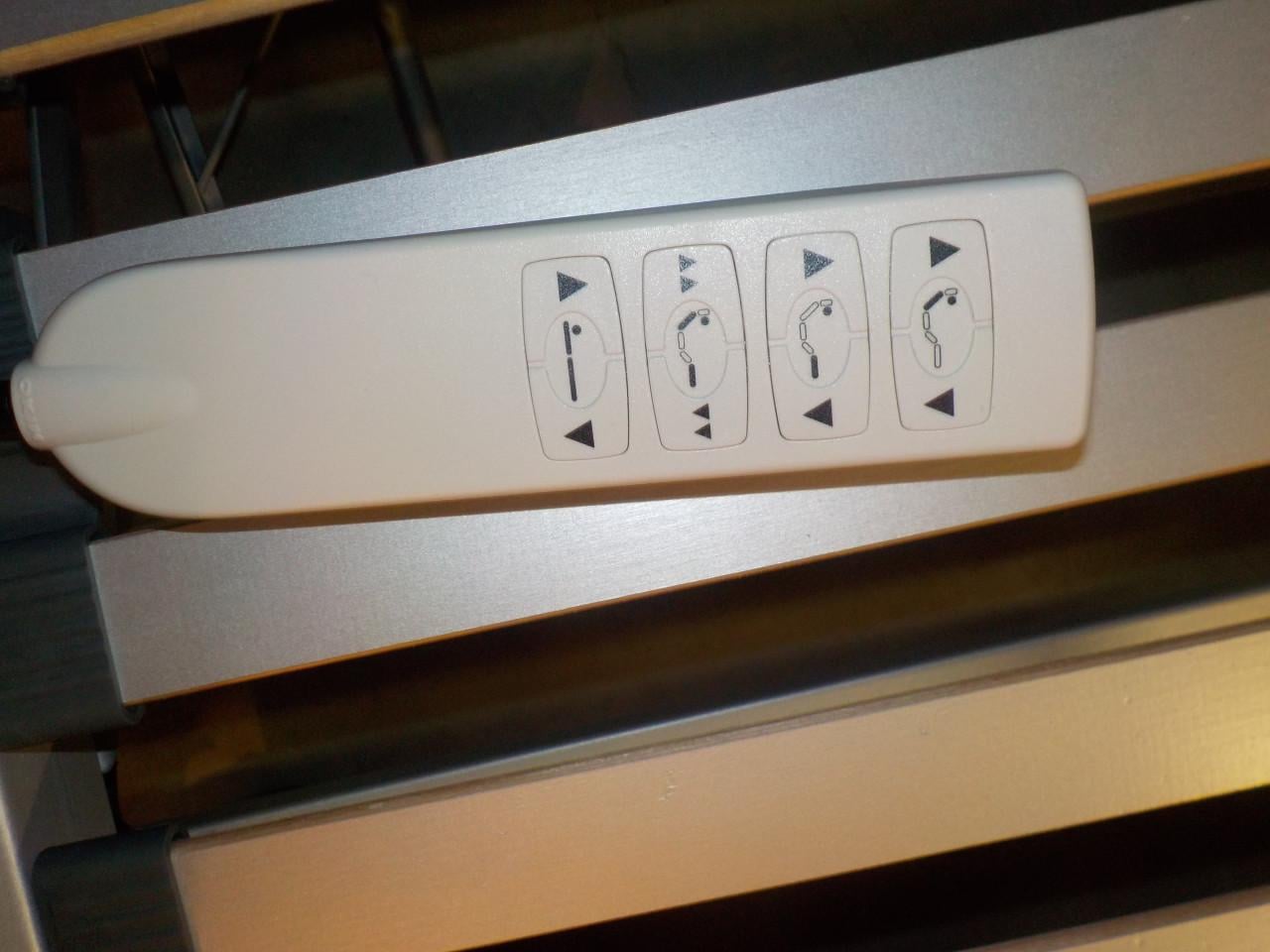 Elektrisch hoog/laag ledikant 90 x 200 cm in nieuw staat
