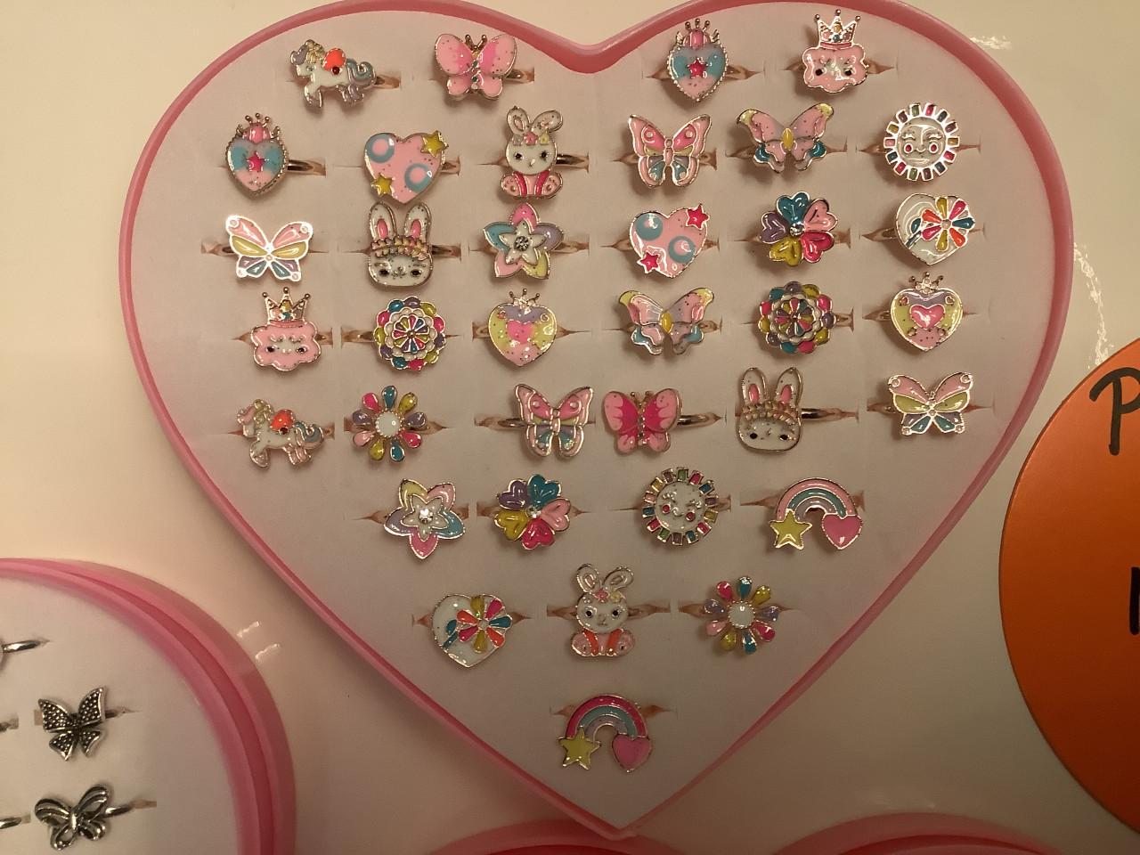 Partij super mooie kinder ringen. ( partij 39)