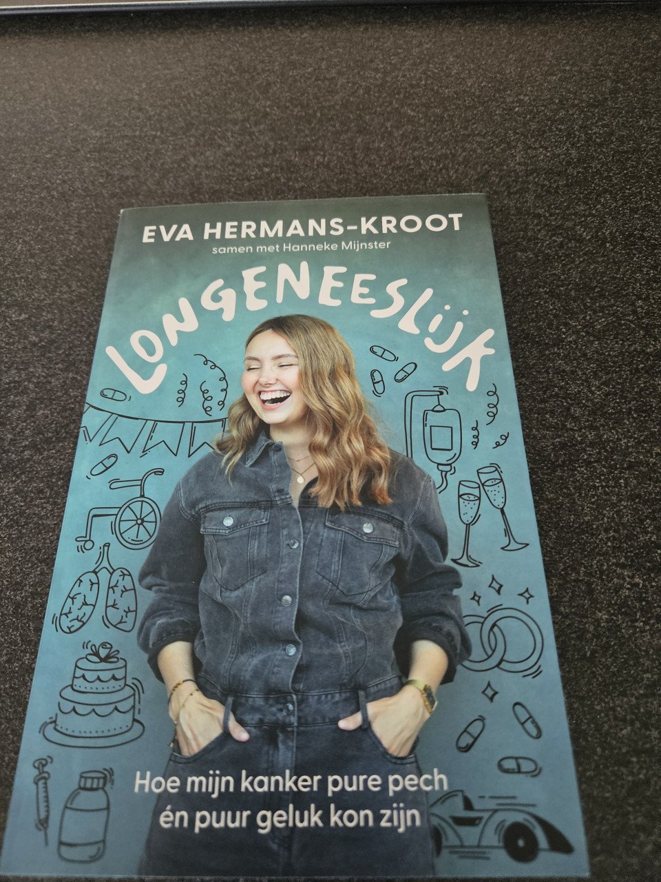 Boek longenneeslijk
