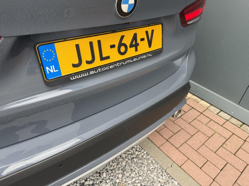 BMW X1 s-drive20i 192pk automaat high executive panoramadak