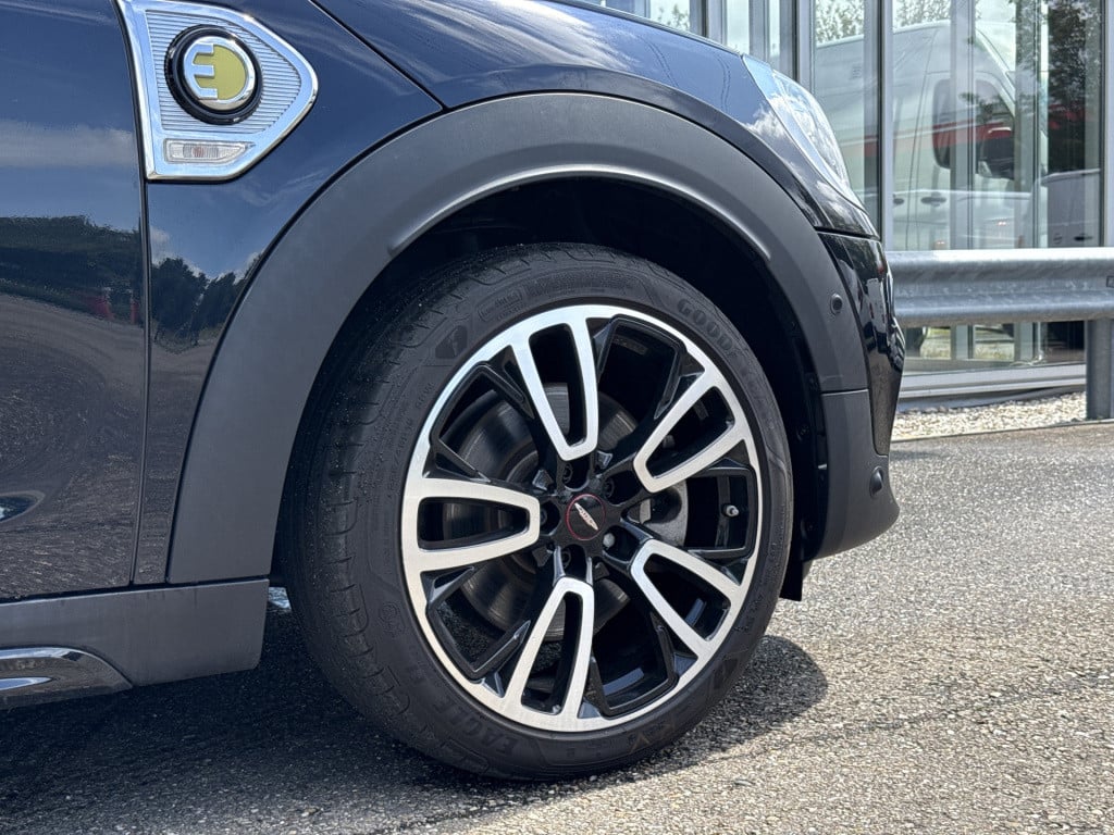 Mini Countryman mini 2.0 cooper s e all4 jcw | nl-auto | 1e eig | btw | pan