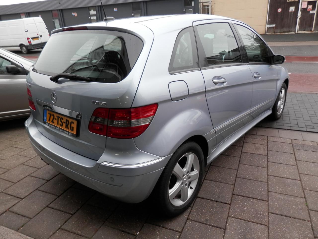 Auto Garant Biedt Aan: Mercedes-Benz 100 B 200 TURBO Automaat