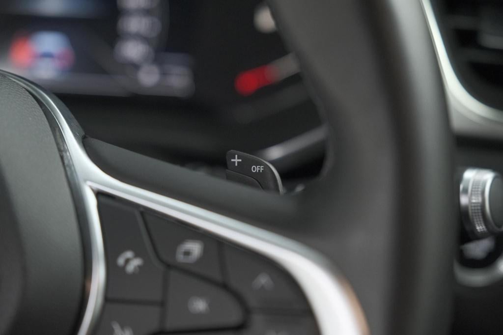 Renault Captur tce 130 edc limited | trekhaak | adaptieve cruise control | 