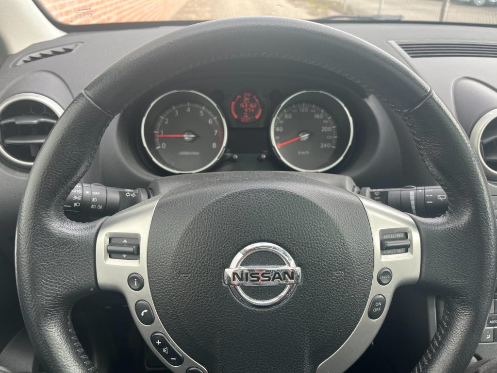 Nissan Qashqai 2.0 tekna | incl. beurt & apk | trekhaak