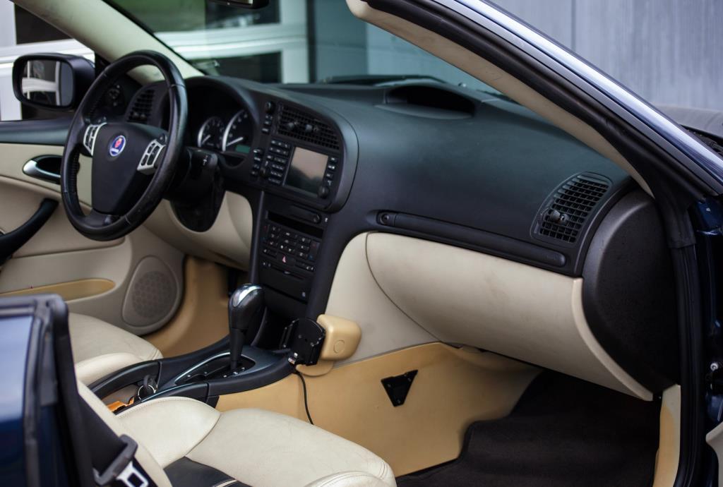 Saab 9-3 cabrio 2.0t vector