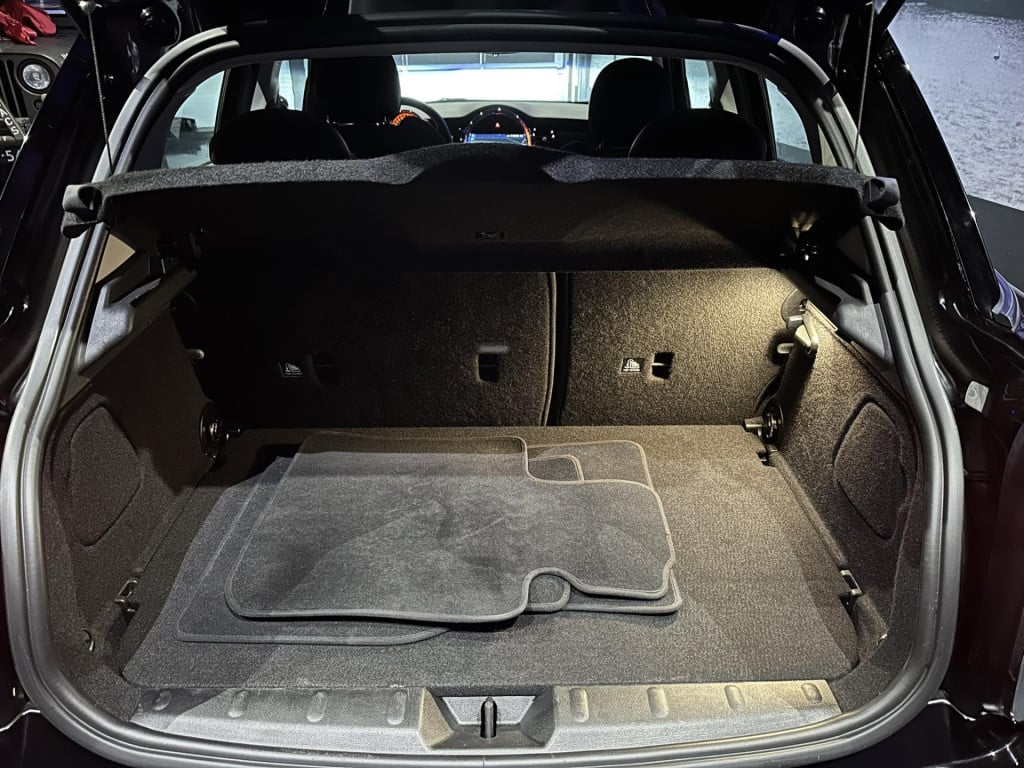 Mini Cooper mini 1.5 business edition *applecarplay*navi*clima*