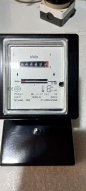 KWH meters, te gebruiken als tussenmeter bv bij ruimte verhuur.