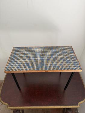 Klein tafeltje met mozaïek patroon – uniek design