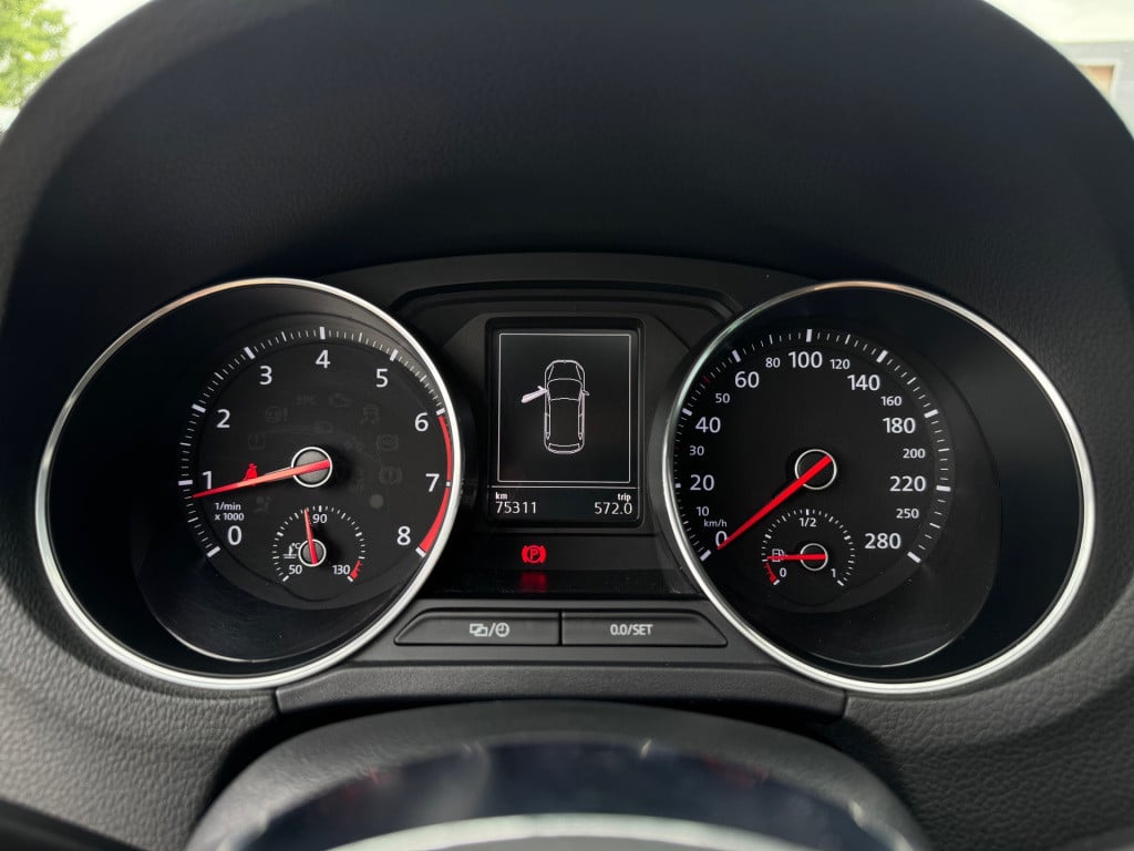 Volkswagen Polo 1.8 tsi gti * panoramadak * stoelverwarming * clima * pdc 2