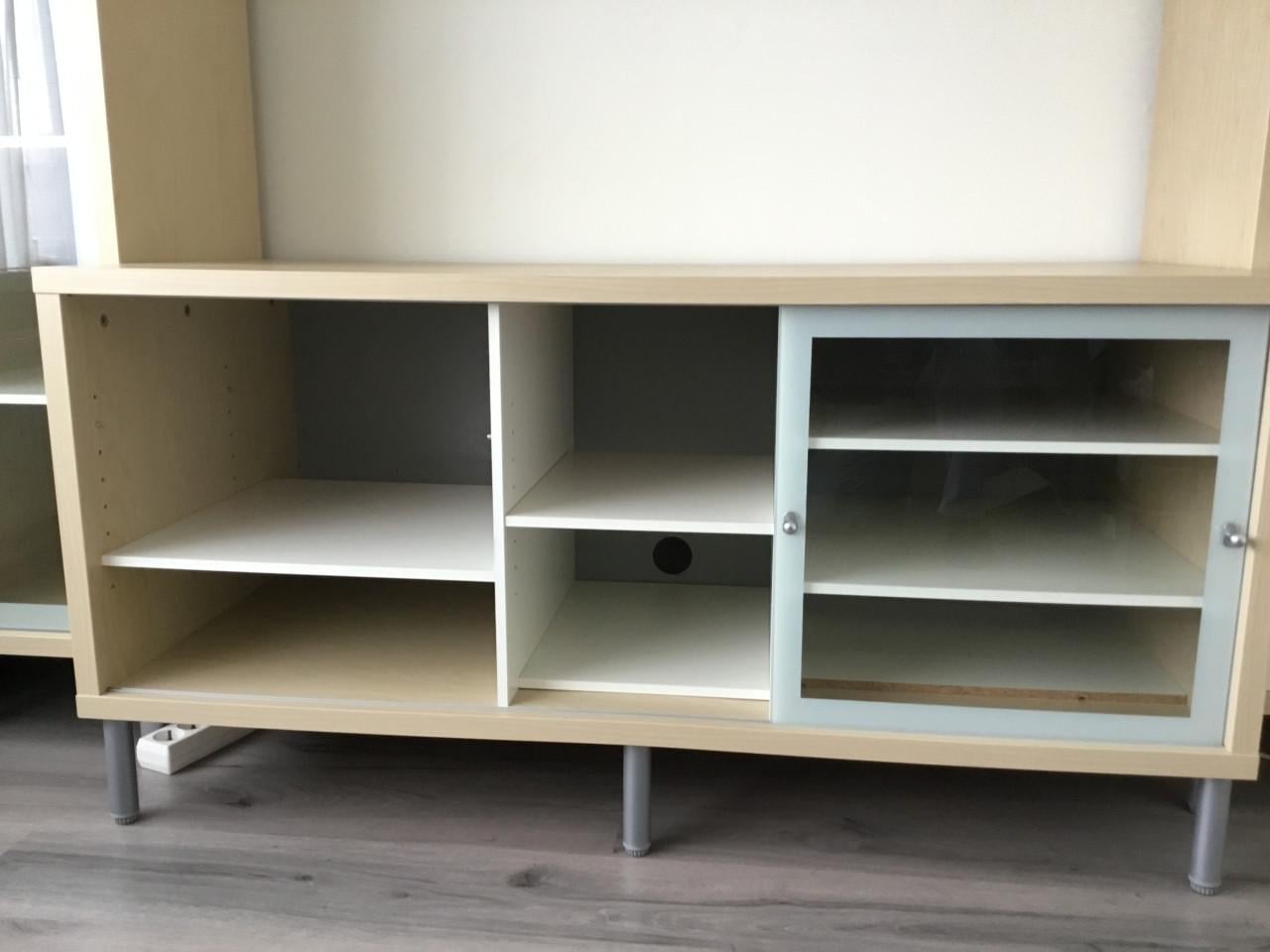 T.E.A.B. Mooi TV meubel Ikea, Magiker