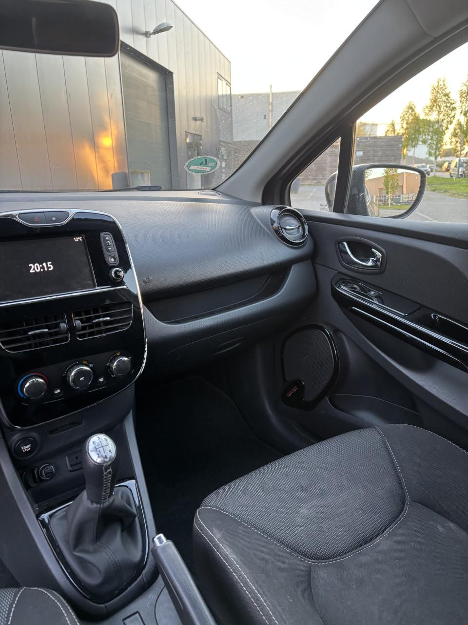 Renault Clio 0.9 TCE 66KW 5-DRS 2013 Grijs | NAP | NIEUWE APK!