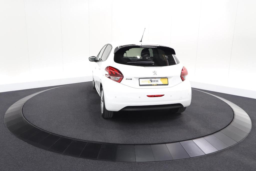 Peugeot 208 puretech 82 signature | parkeersensoren | apple carplay | navig