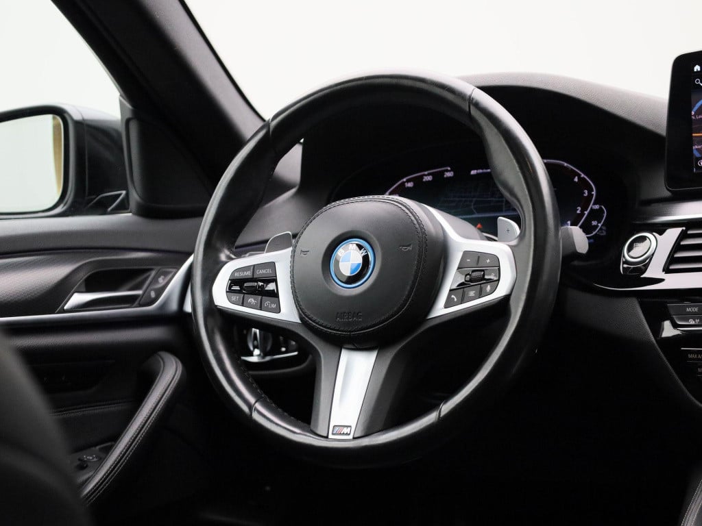 BMW 5 Serie 520e business edition plus | m-sport | automaat | schuifdak | t