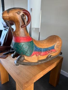 Hobbelgeit semi antiek decoratie massief hout Marokkaanse stijl