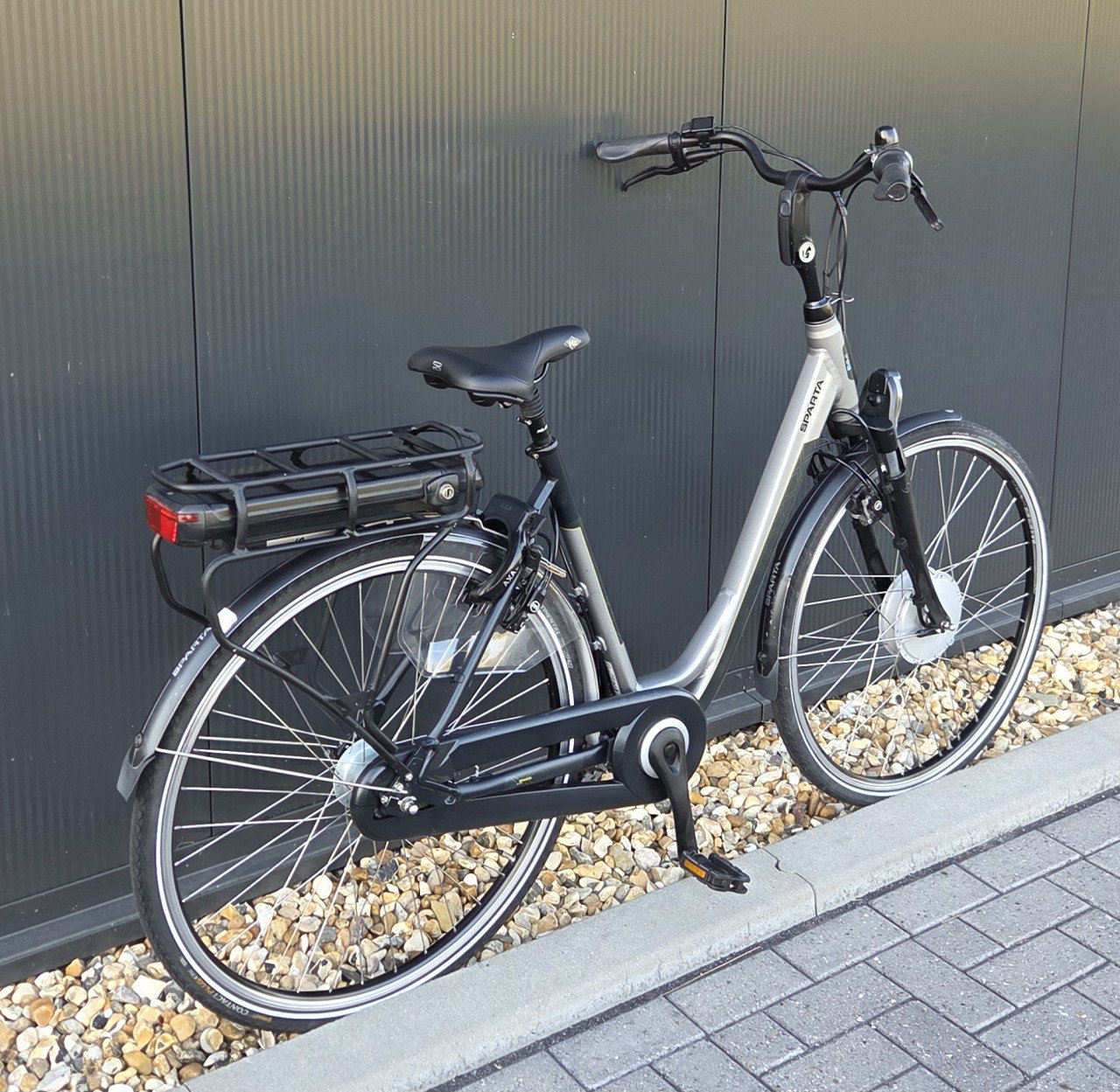 Sparta F8e Hybride 53cm 504Wh