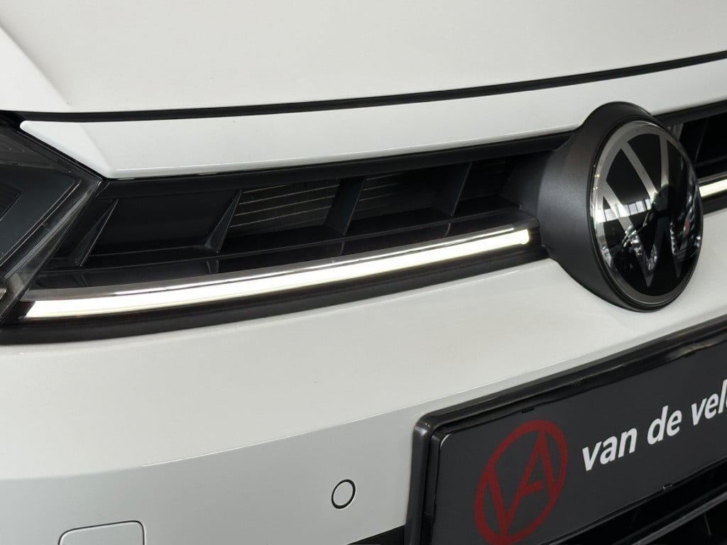Volkswagen Polo 1.0 tsi dsg style | led | alcantara | keyless | camera | ri