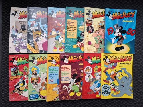 12 Mickey boekjes