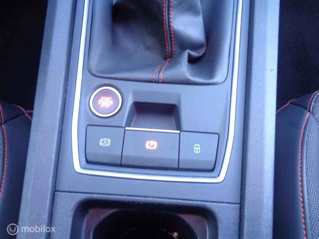 Seat Leon 1.0 tsi fr 81kw airco/lm velgen/full led/dig dash/sfeer pak/navig