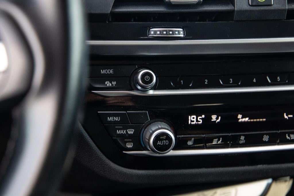 BMW X3 xdrive30e high executive bruin leer / panorama dak / automaat / plug