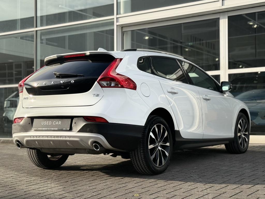 Volvo V40 cross country t3 153pk aut6 polar+ luxury| panodak| camera| leder