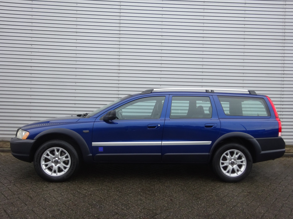 Volvo V70 cross country 2.4 t geartr. comf. 4wd automaat airco / stoelverw.