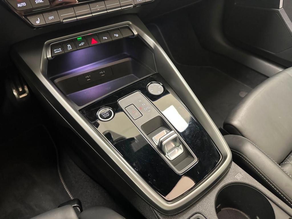 Audi A3 sportback 45 tfsi e s line comp. | b&o | sportstoelen | panoramadak