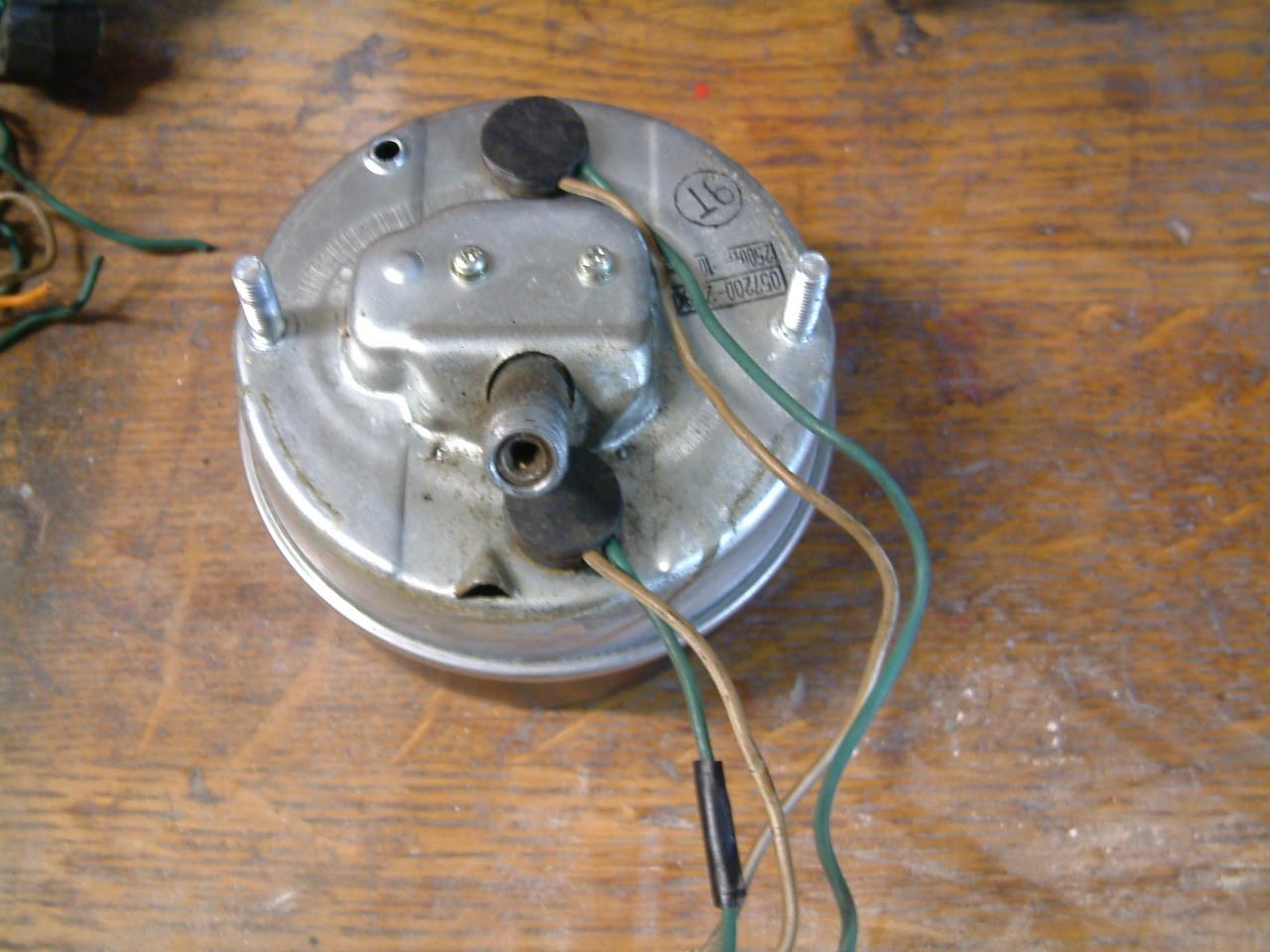 Tellerset cb  achterspatbord met knipper bollen en achterlicht  nieuw zadel