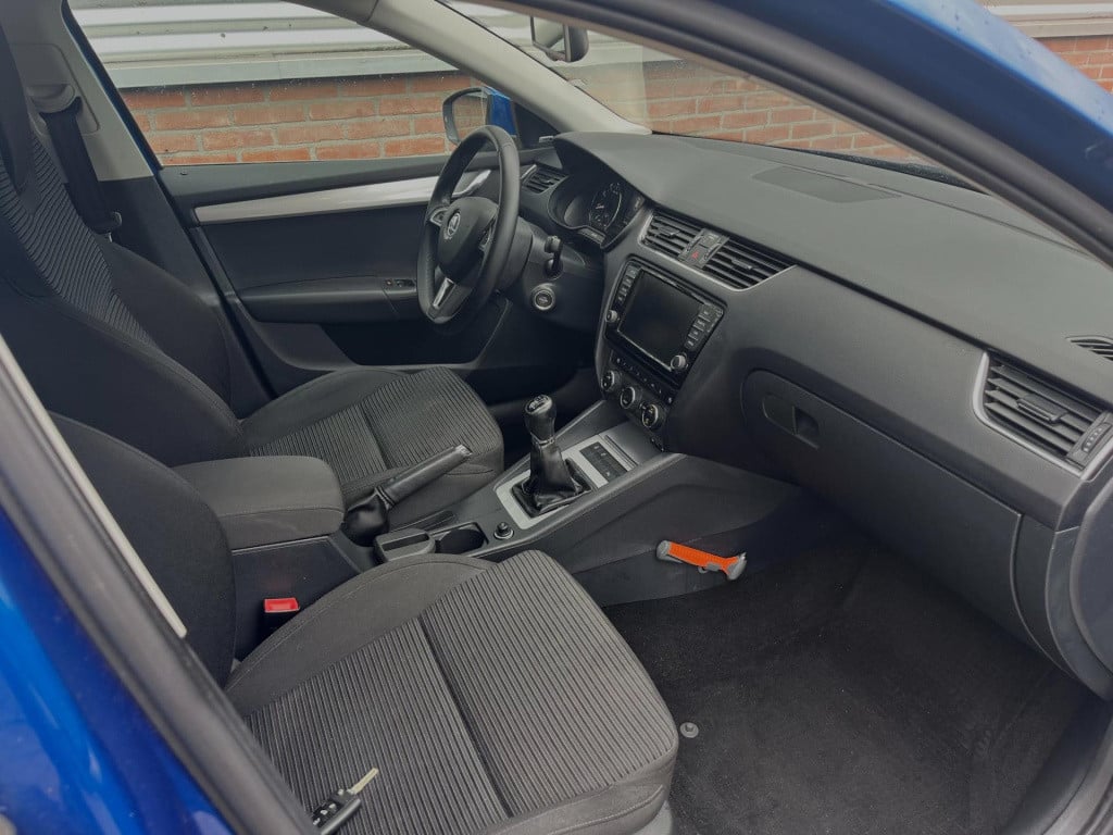 Skoda Octavia combi 1.2 tsi greentech elegance businessline | orig nl. | de
