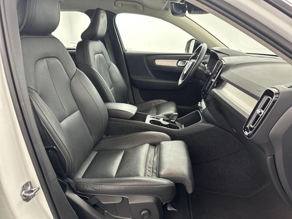 Volvo XC40 t4 211pk recharge r-design| 360camera| trekhaak| adap.cruise