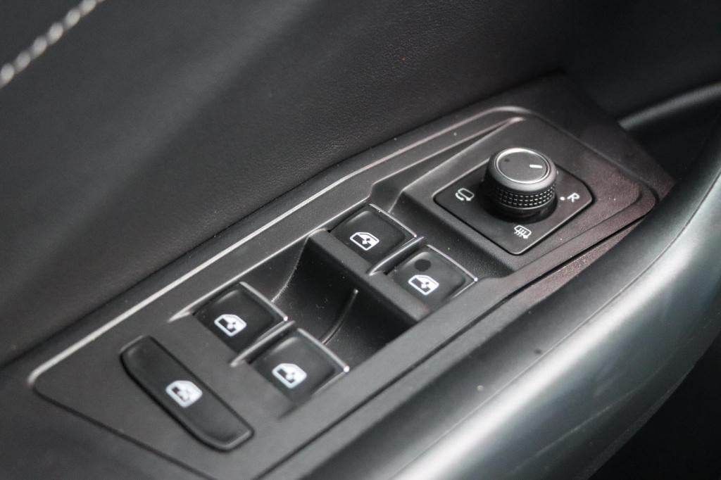 Volkswagen T-roc 1.5 tsi r-line